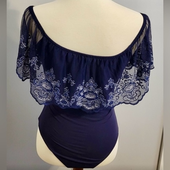 Alya Off the Shoulder Ruffled Bodysuit - Picture 2 of 5